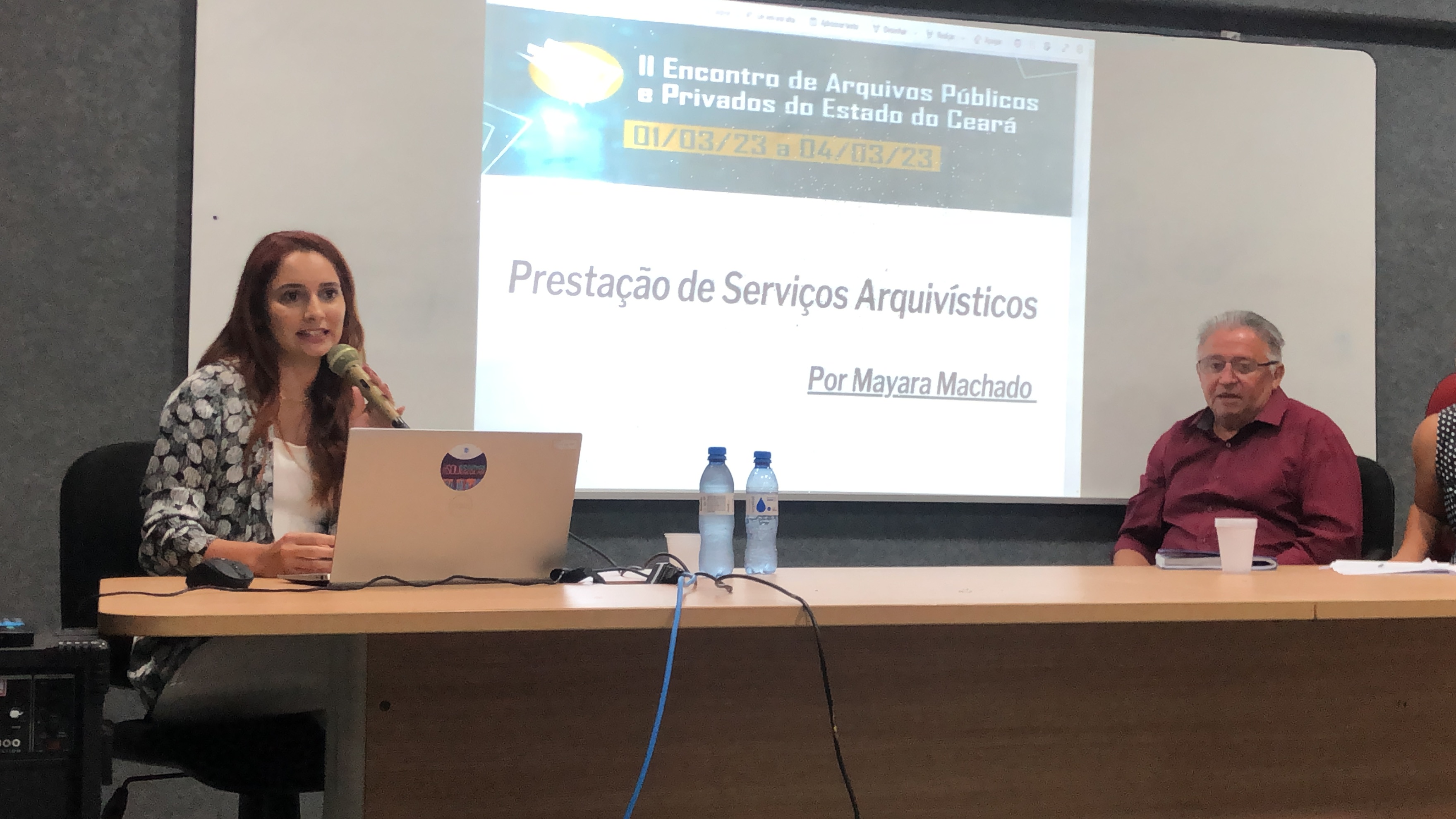 Palestrante em evento organizado pela ArquiveCE